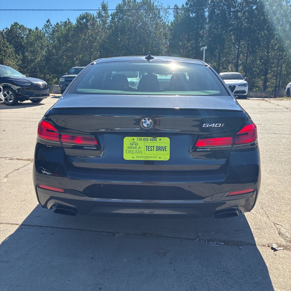 2023 BMW 5-Series 540i