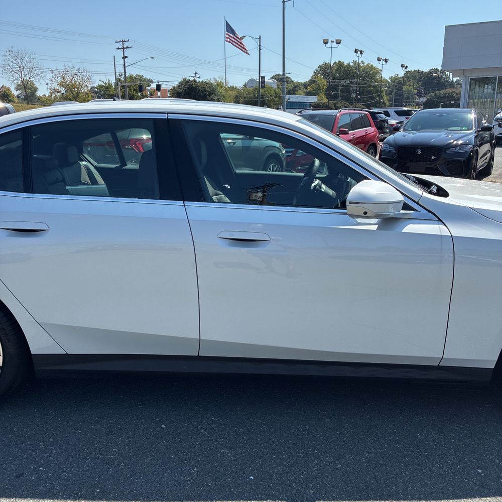 2026 BMW 5-Series 530i xDrive