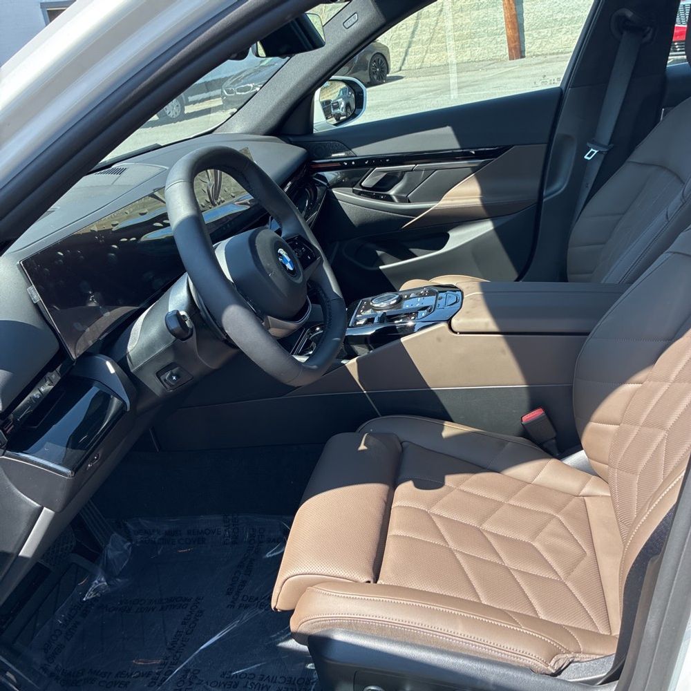 2026 BMW 5-Series 530i xDrive