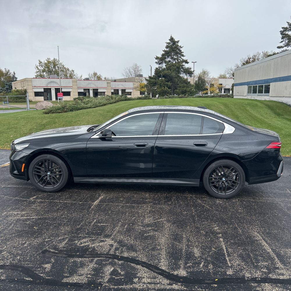 2024 BMW 5-Series 530i xDrive