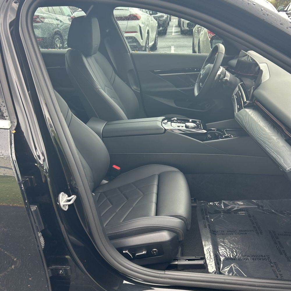 2024 BMW 5-Series 530i xDrive