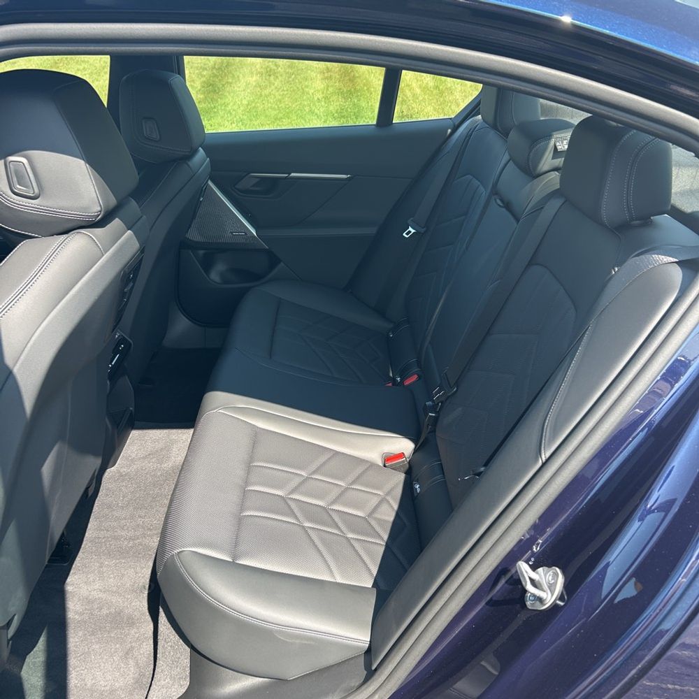 2024 BMW 5-Series 530i xDrive