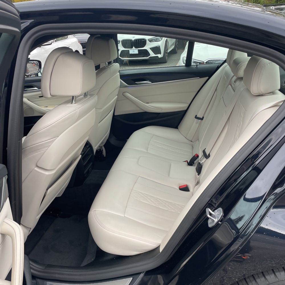 2023 BMW 5-Series 540xi