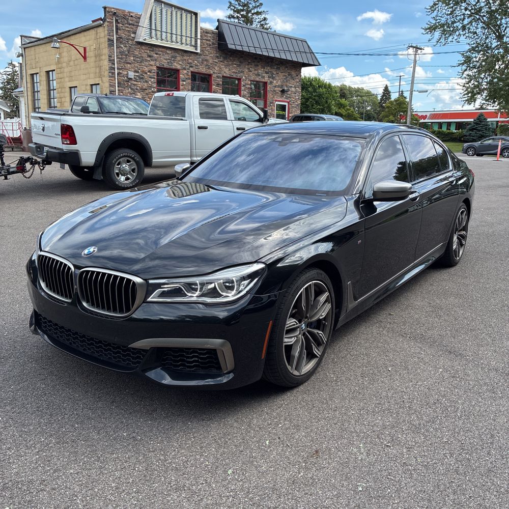 2019 BMW 7-Series M760xi