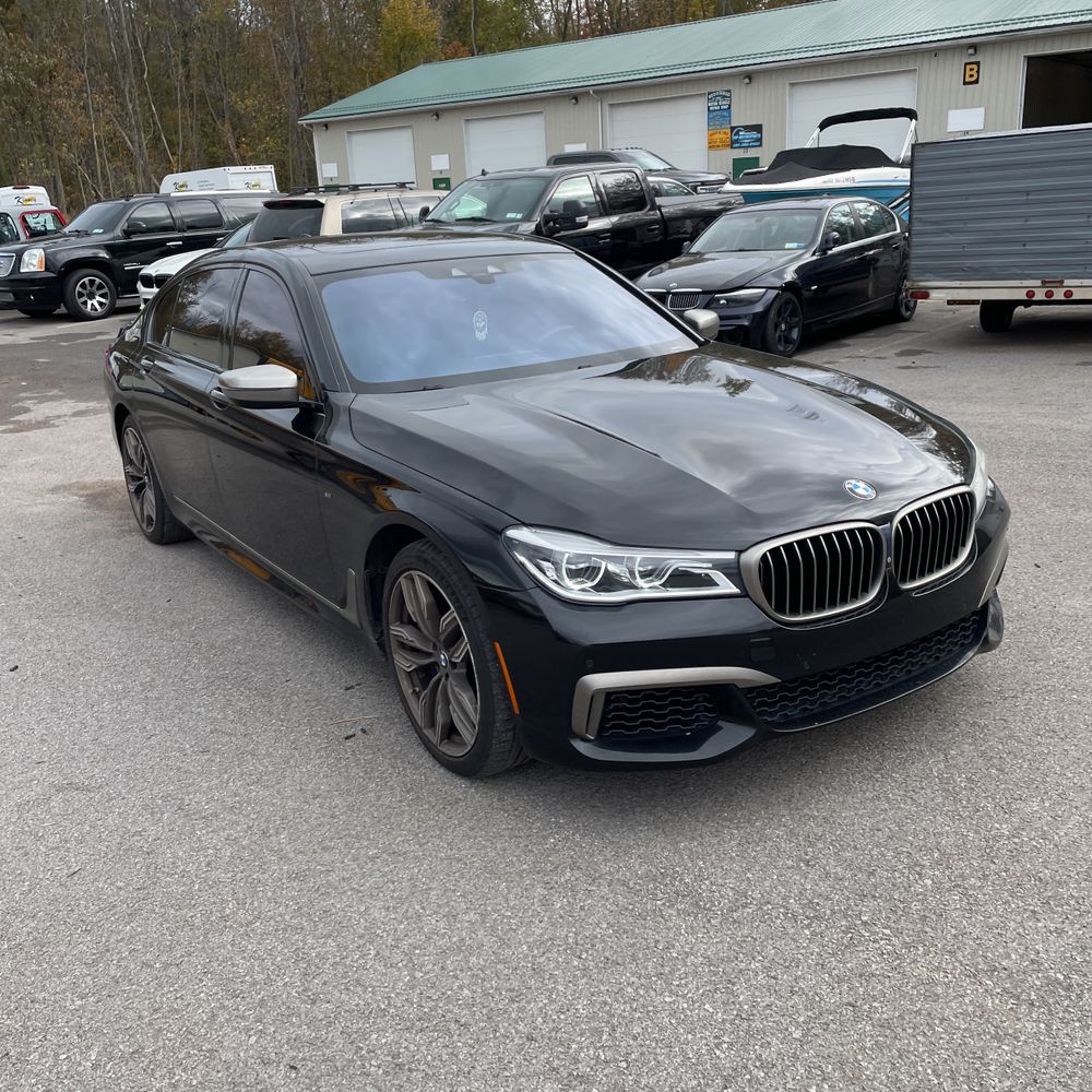 2019 BMW 7-Series M760xi