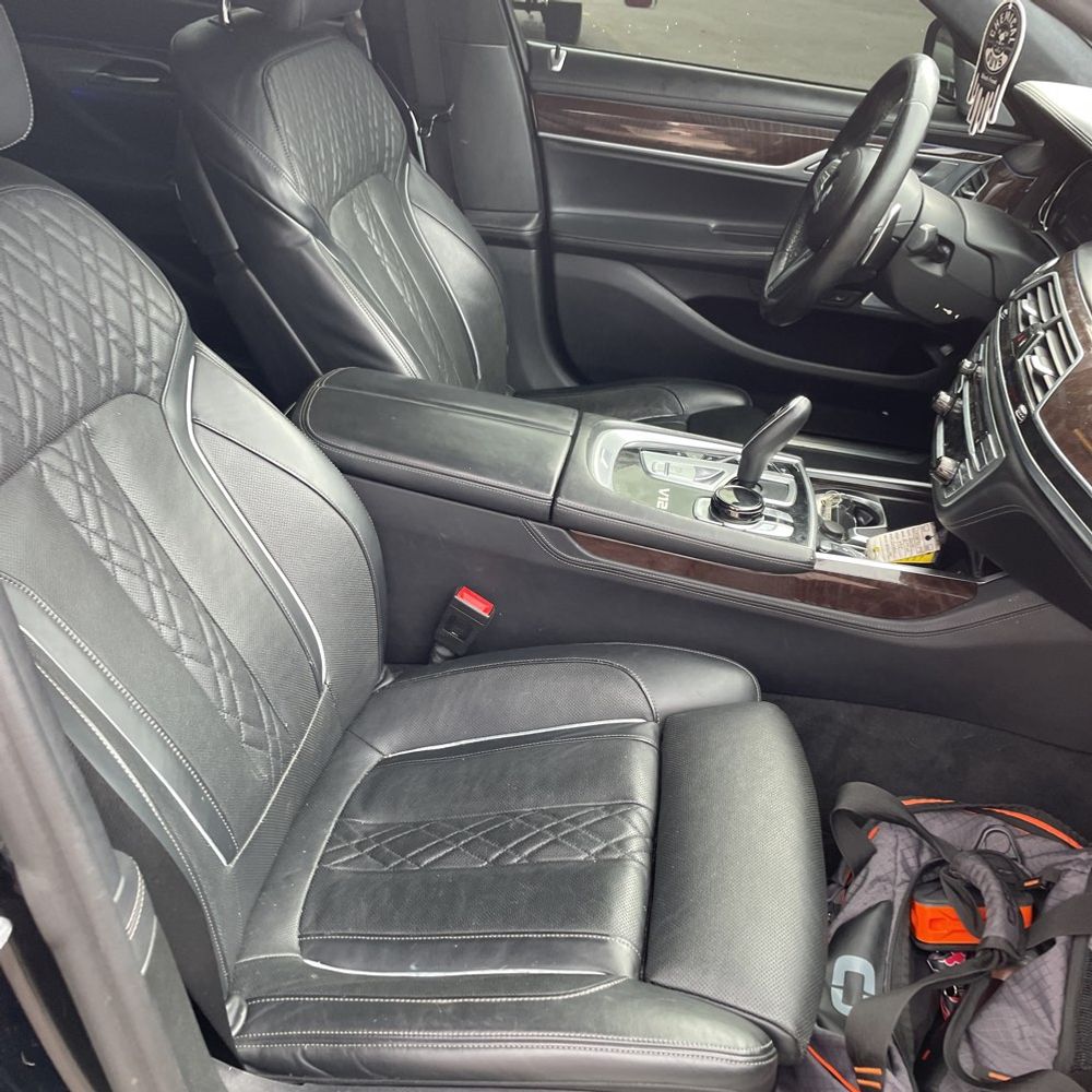 2019 BMW 7-Series M760xi