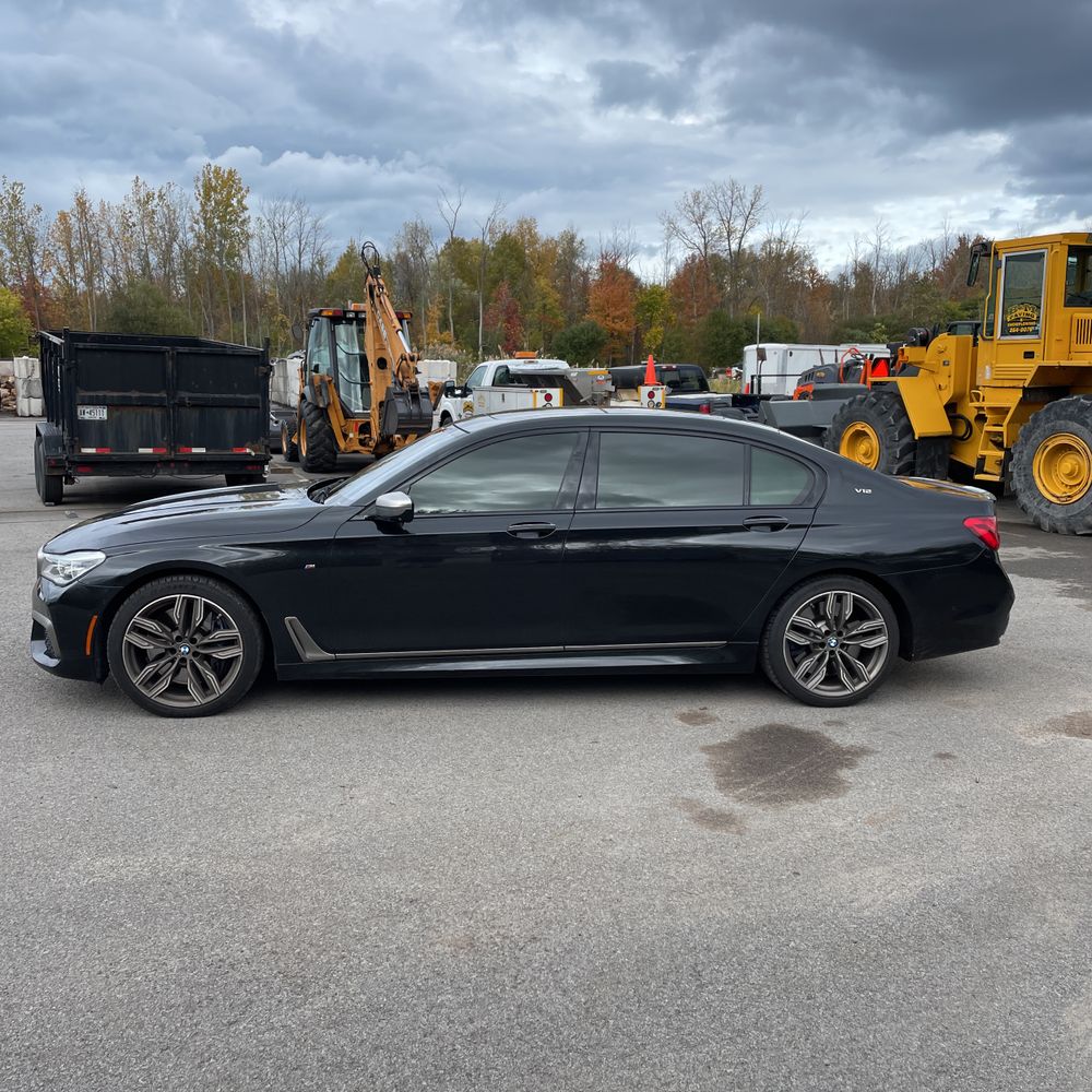 2019 BMW 7-Series M760xi