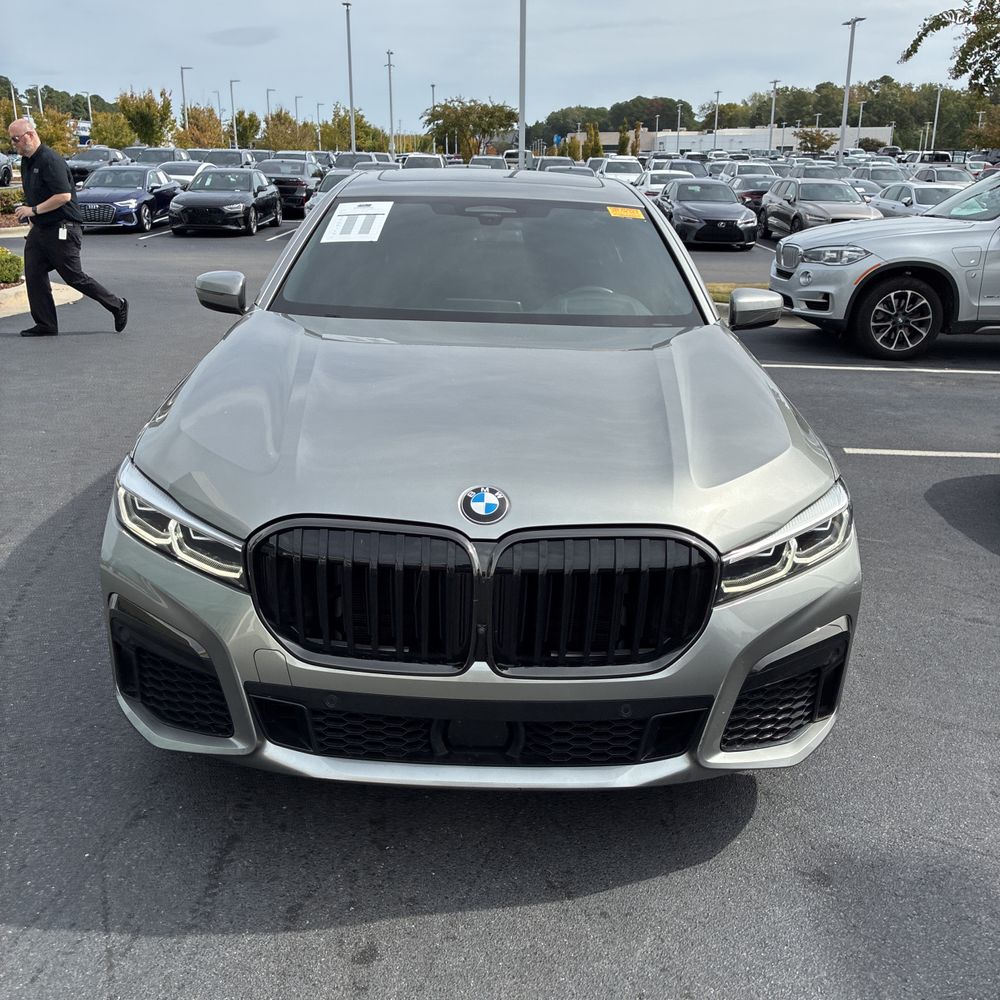 2022 BMW 7-Series 750xi