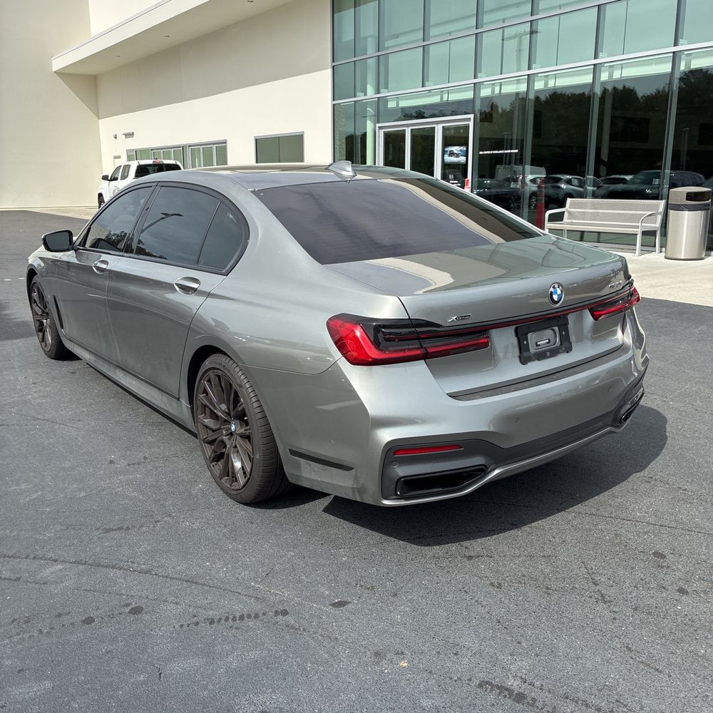 2022 BMW 7-Series 750xi