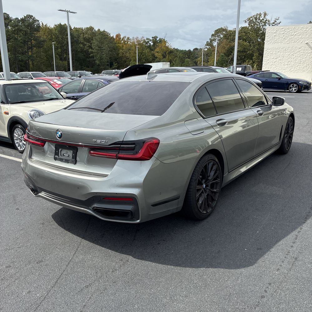 2022 BMW 7-Series 750xi