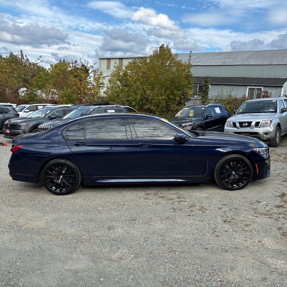 2022 BMW 7-Series 750xi
