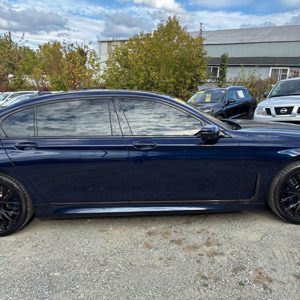 2022 BMW 7-Series 750xi