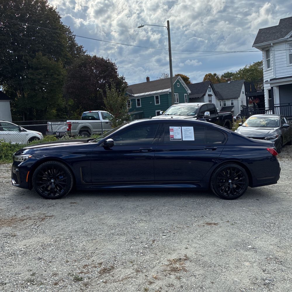 2022 BMW 7-Series 750xi