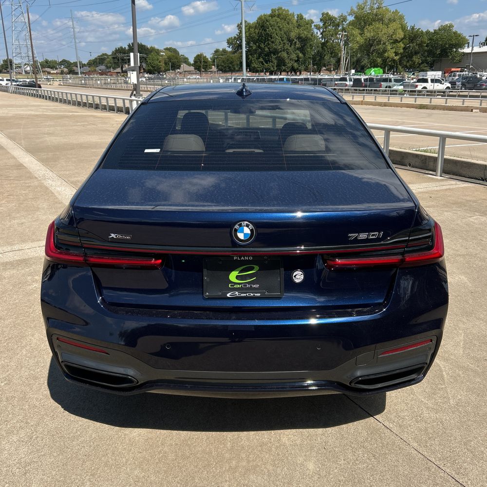 2022 BMW 7-Series 750xi