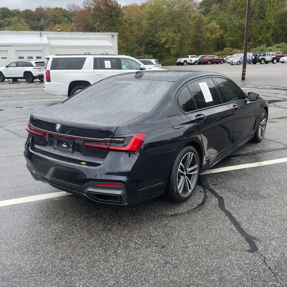 2022 BMW 7-Series 750xi