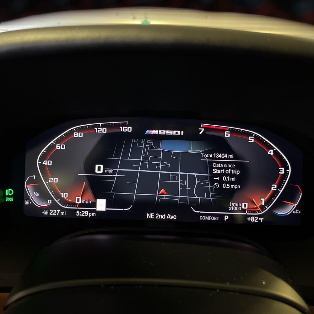 2024 BMW 8-Series M850xi