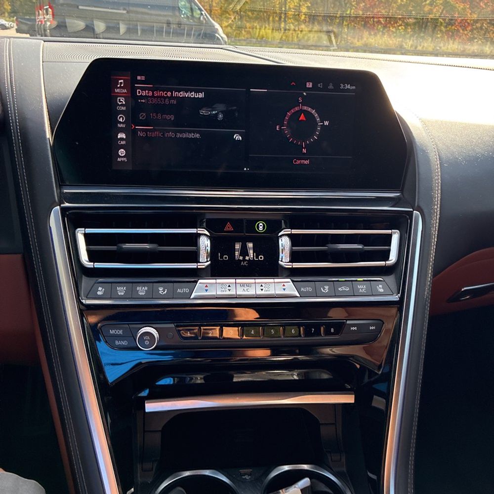 2022 BMW 8-Series M850xi
