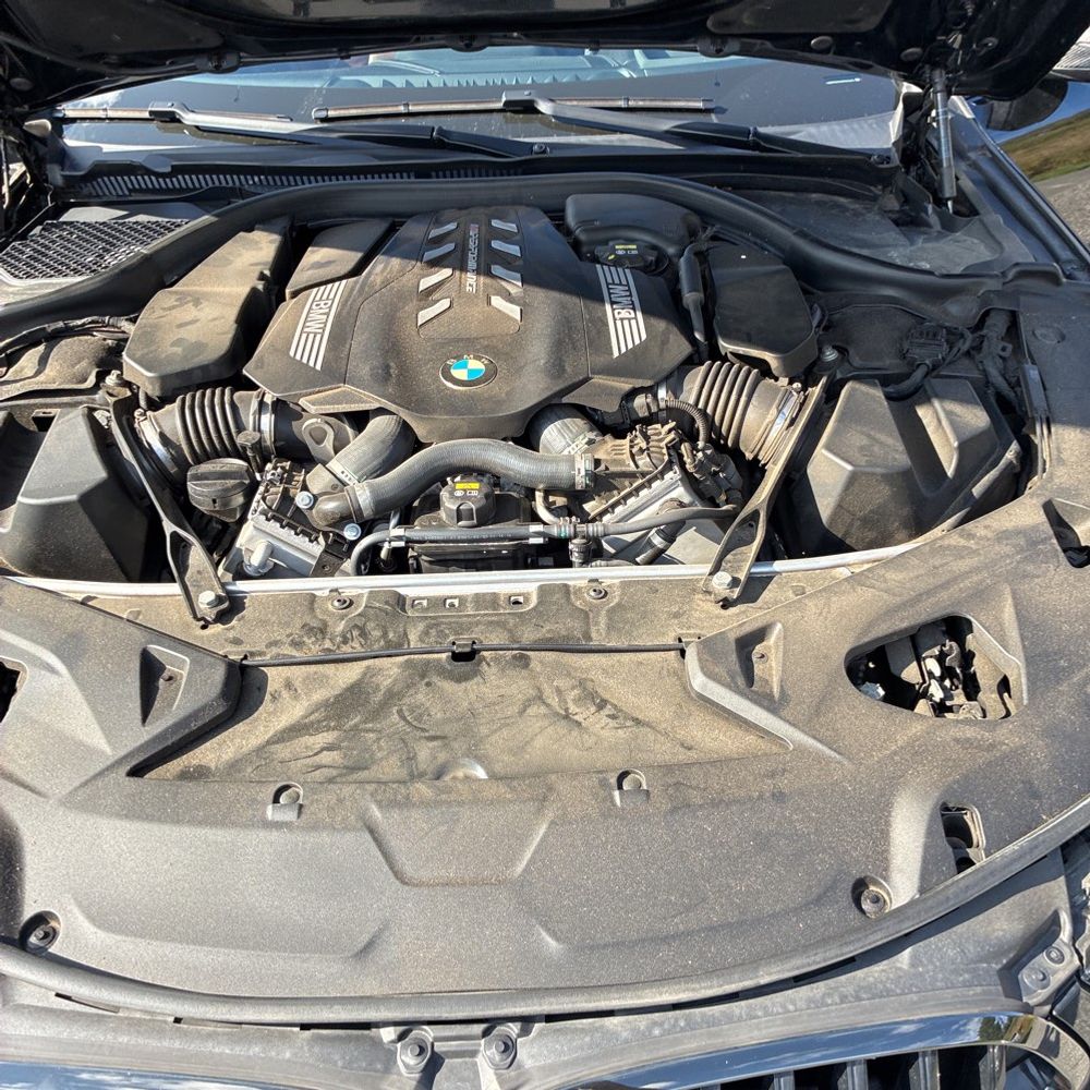 2022 BMW 8-Series M850xi