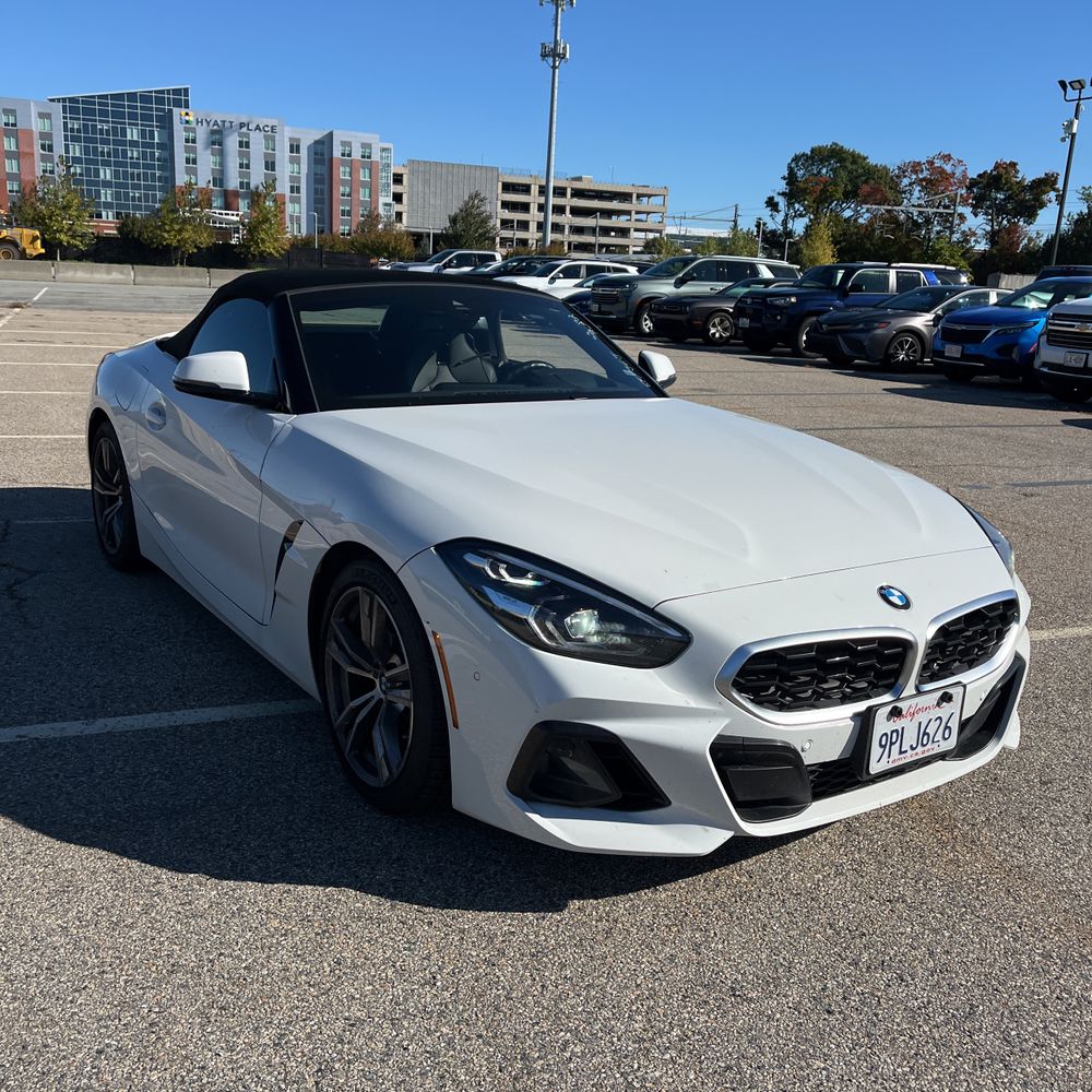 2025 BMW Z4 sDrive30i