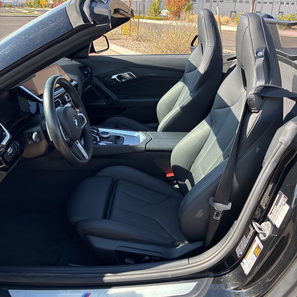 2025 BMW Z4 M40i