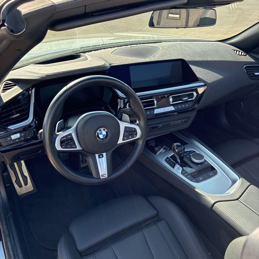 2025 BMW Z4 M40i