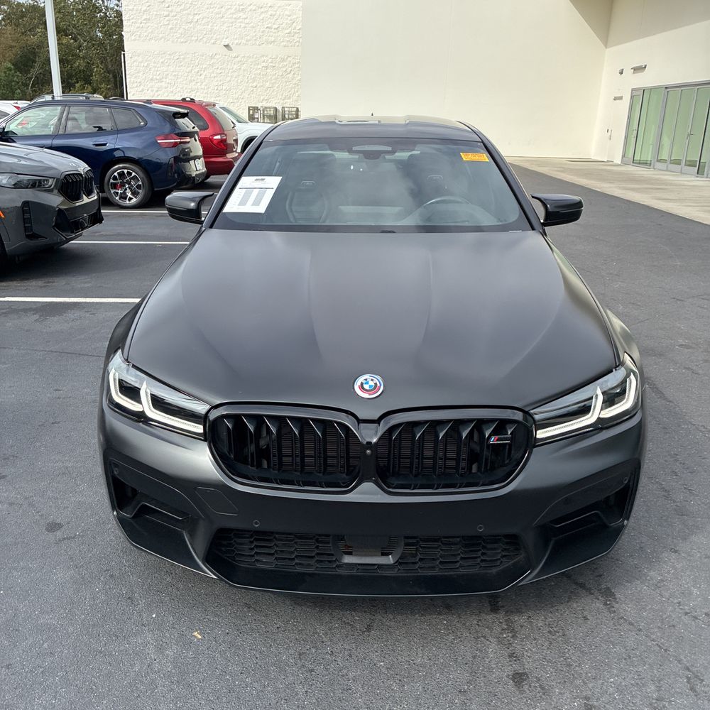 2023 BMW M5