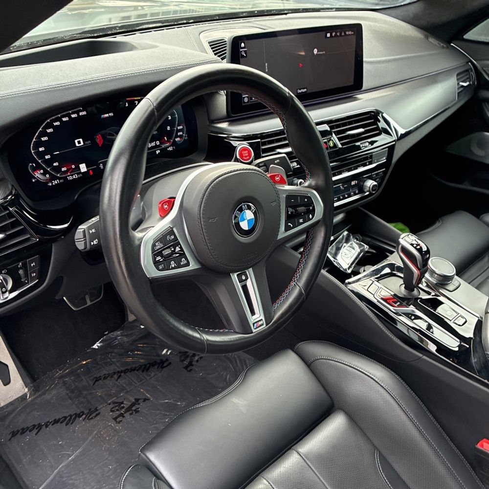 2023 BMW M5