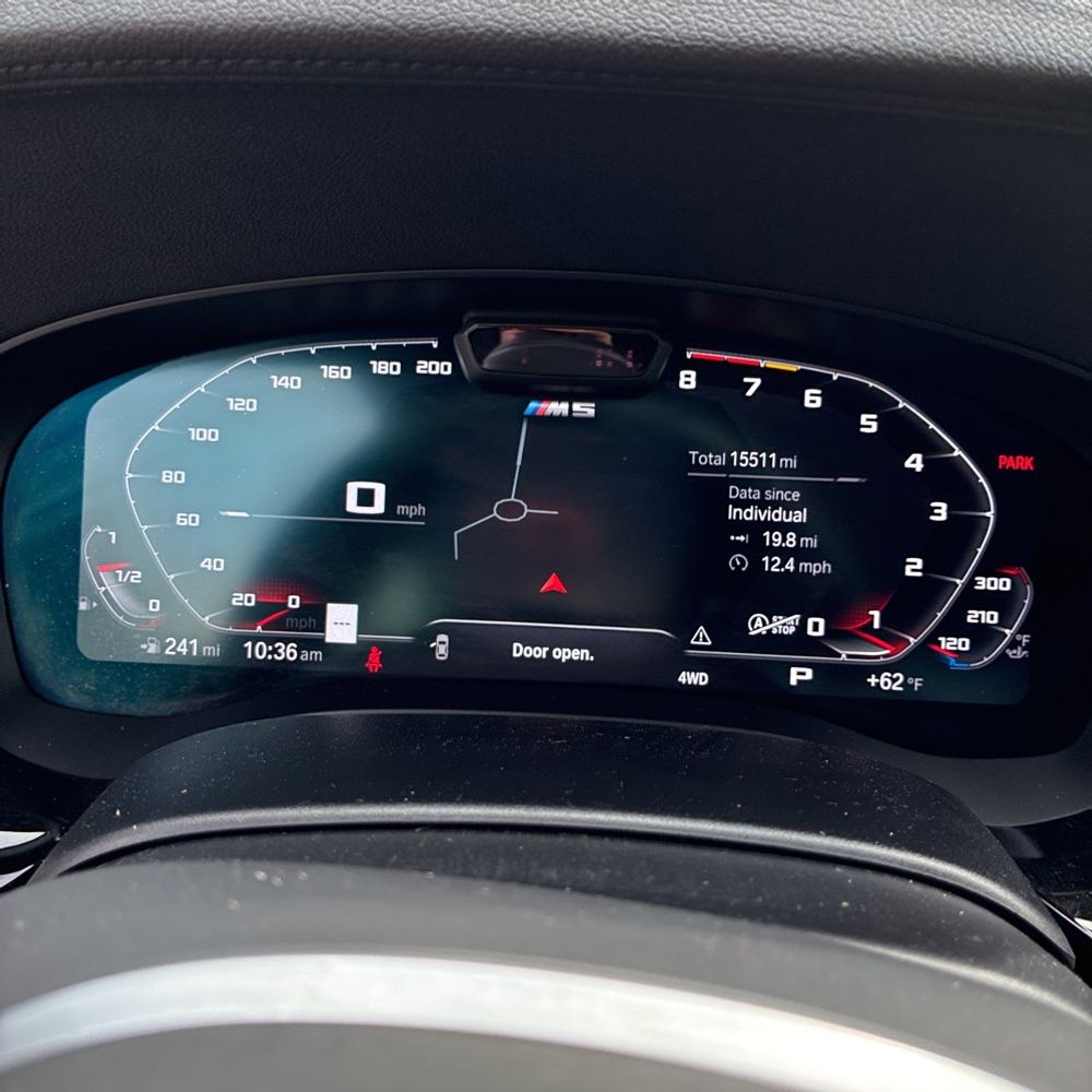 2023 BMW M5
