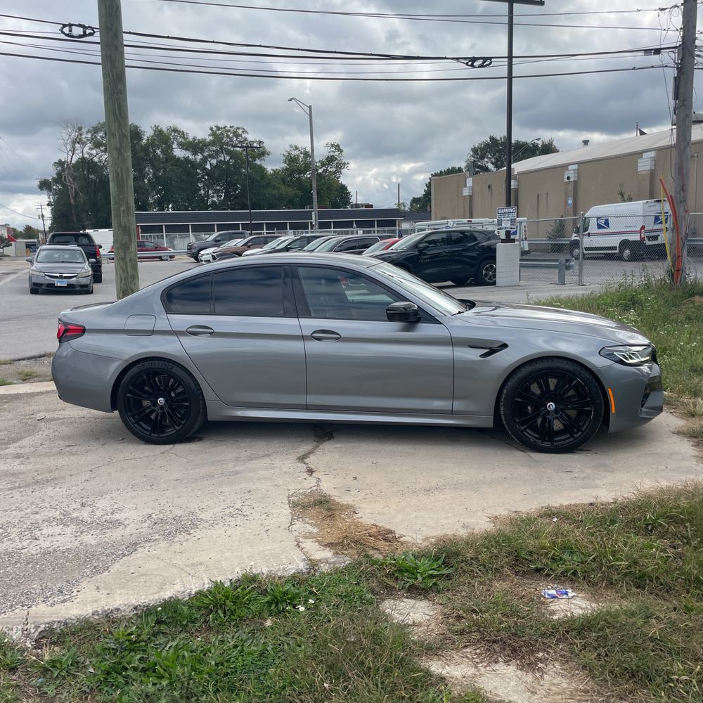 2023 BMW M5
