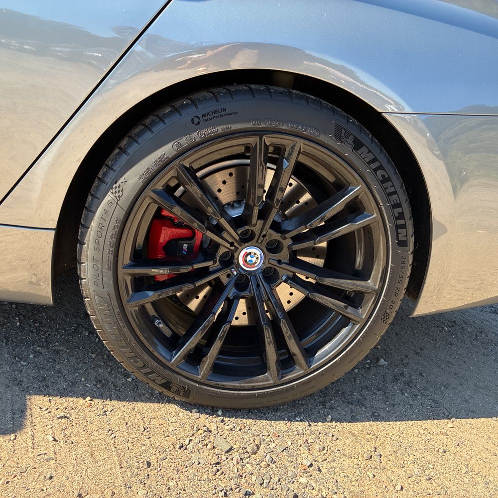 2023 BMW M5