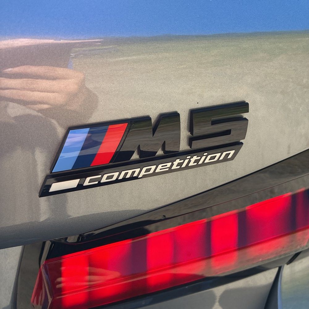 2023 BMW M5