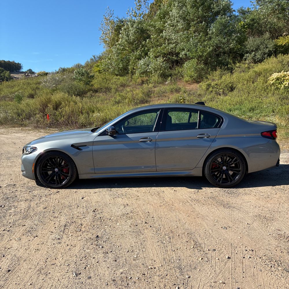 2023 BMW M5