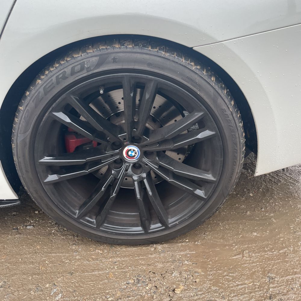2023 BMW M5