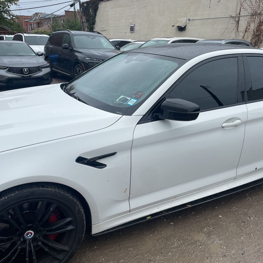 2023 BMW M5