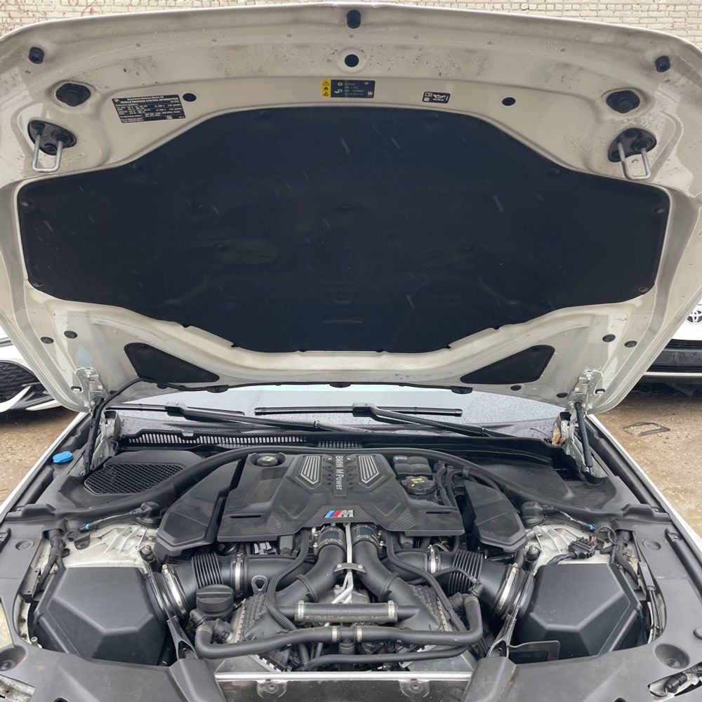 2023 BMW M5