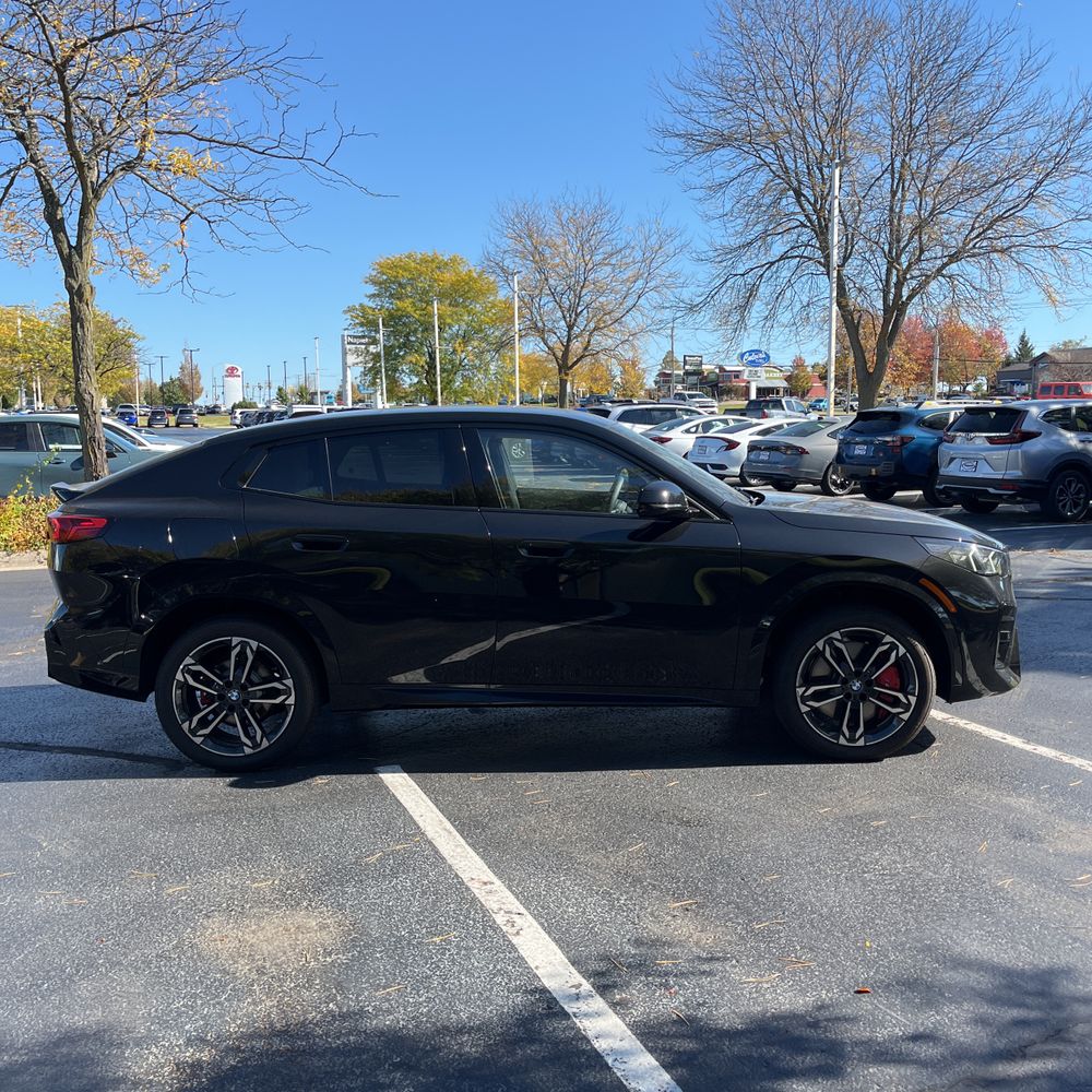 2025 BMW X2 XDrive28i