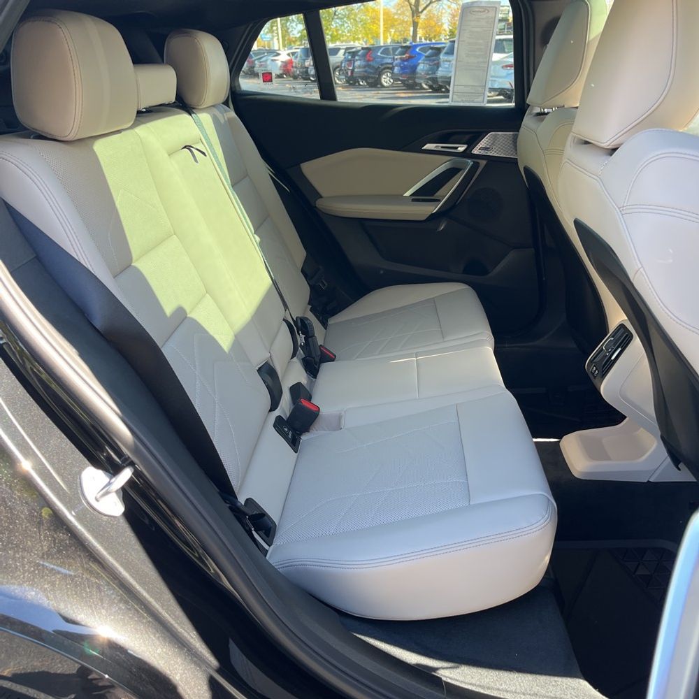 2025 BMW X2 XDrive28i