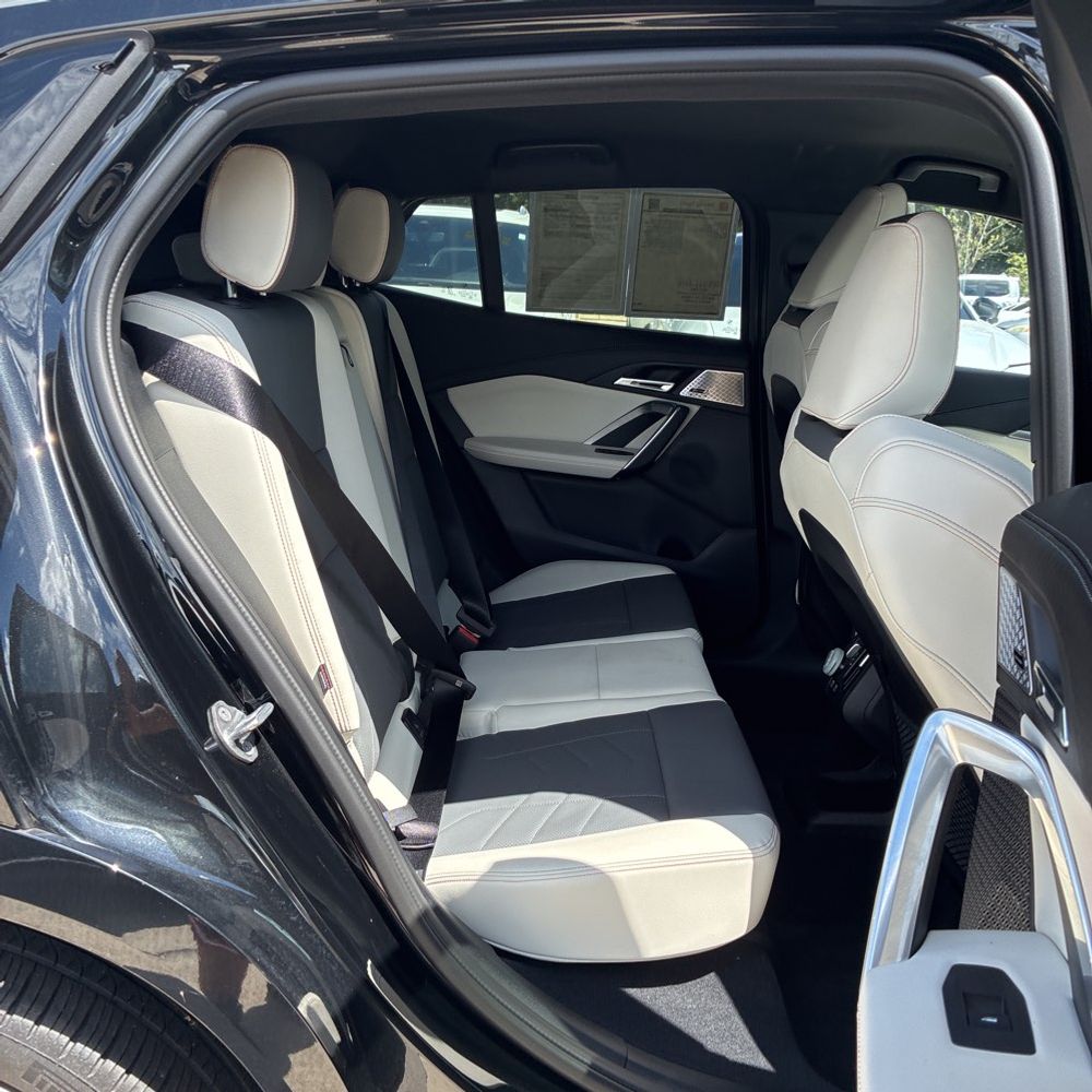 2024 BMW X2 M35i