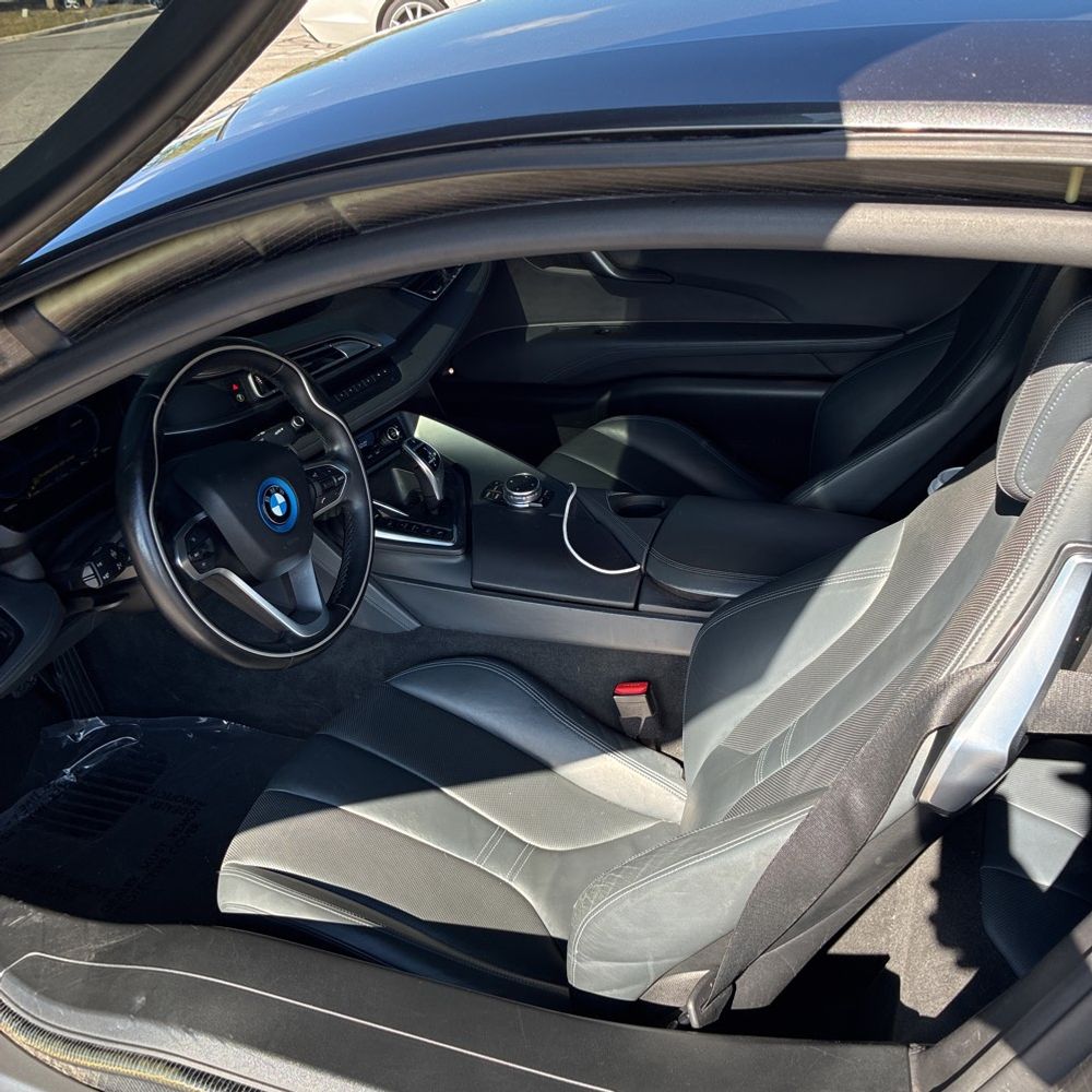 2015 BMW i8