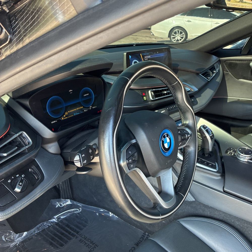 2015 BMW i8