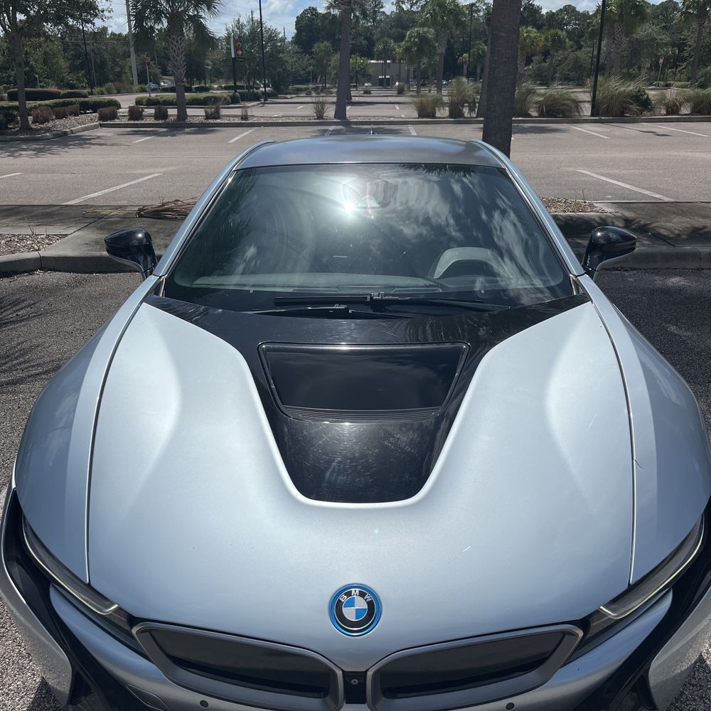 2016 BMW i8