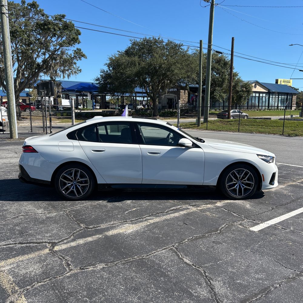 2024 BMW i5 eDrive40