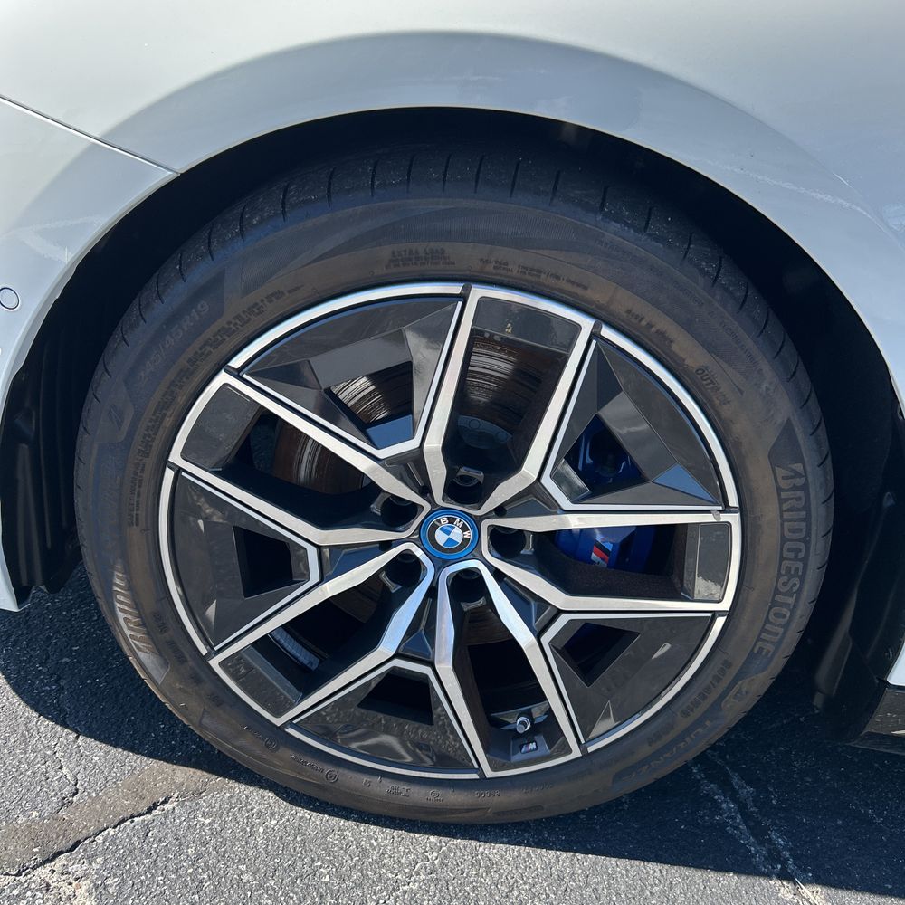 2024 BMW i5 eDrive40