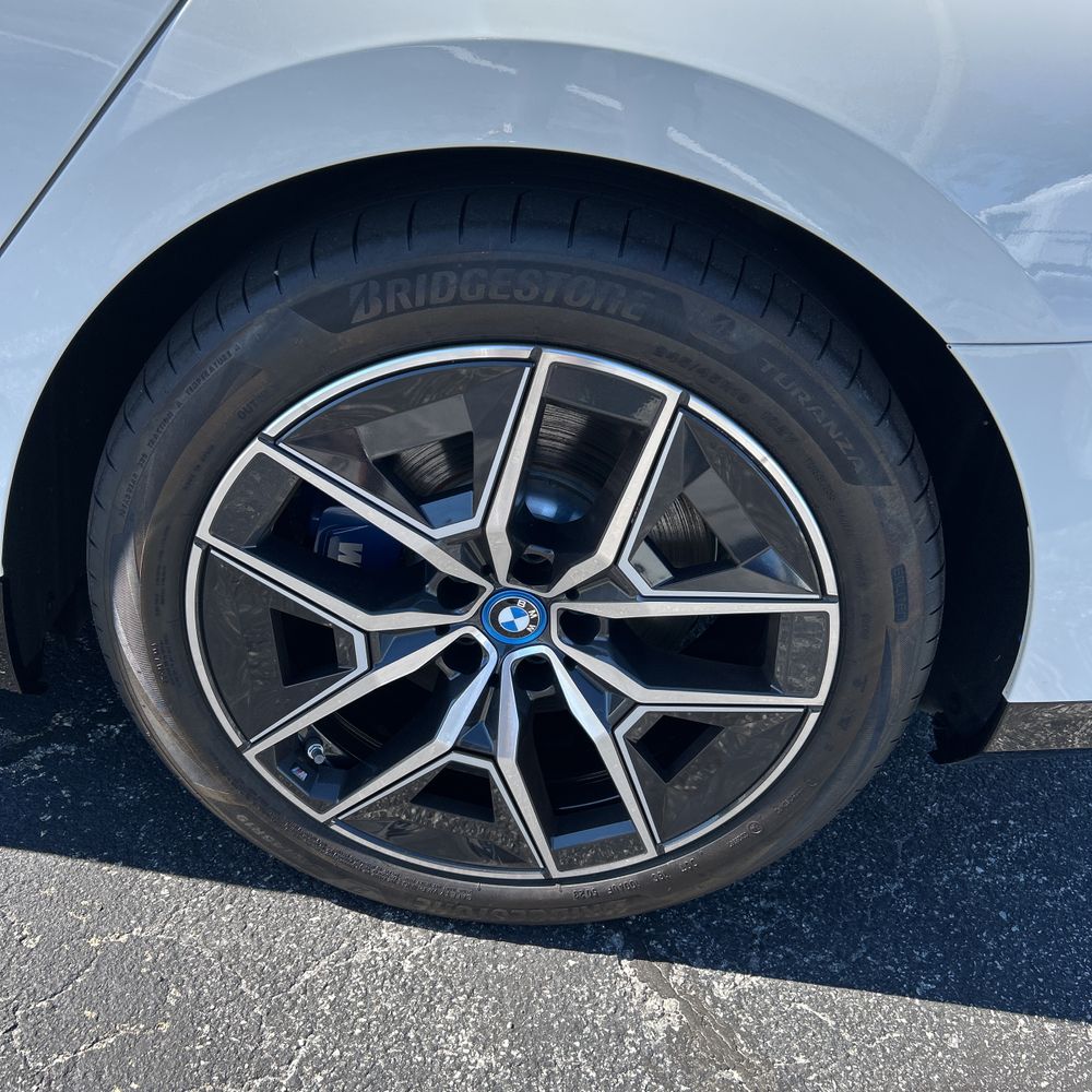 2024 BMW i5 eDrive40