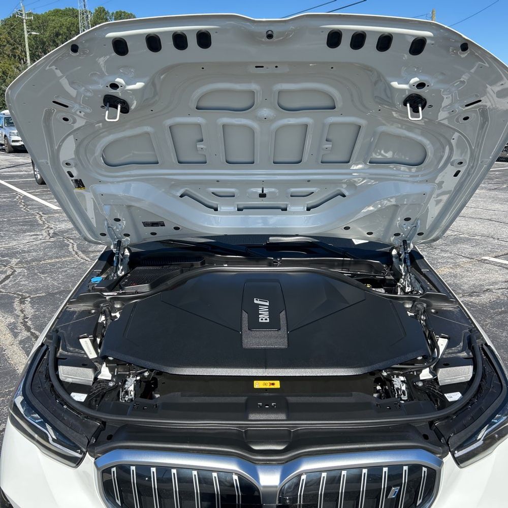 2024 BMW i5 eDrive40