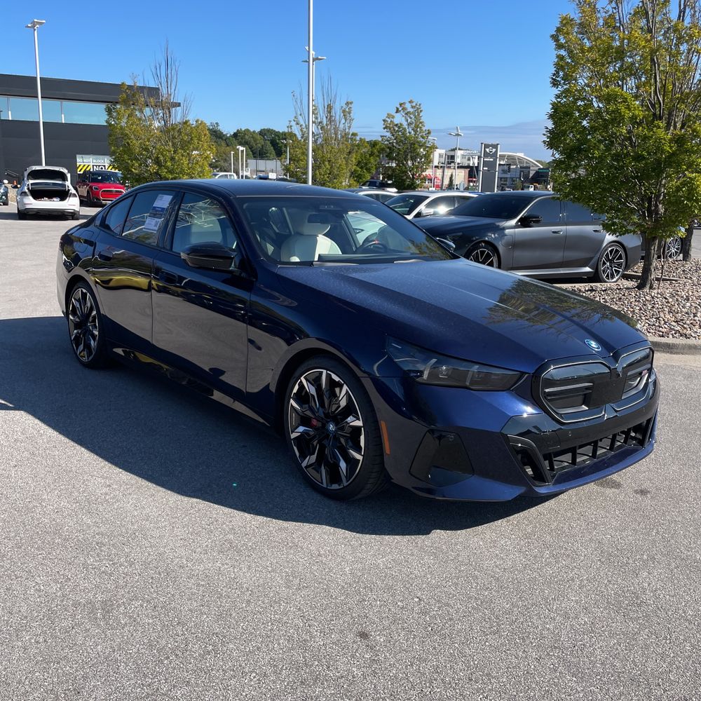 2024 BMW i5 M60