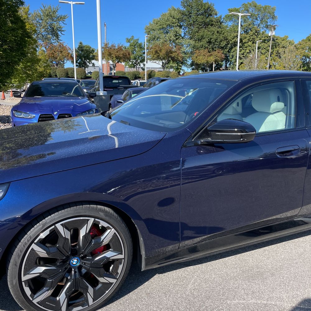 2024 BMW i5 M60