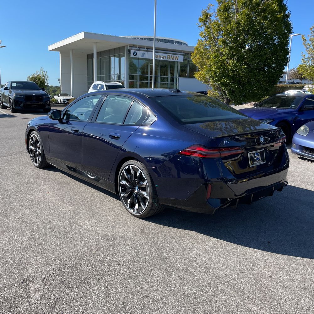 2024 BMW i5 M60
