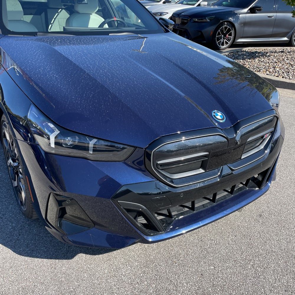 2024 BMW i5 M60