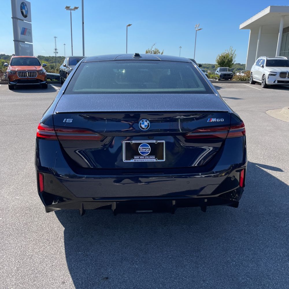 2024 BMW i5 M60
